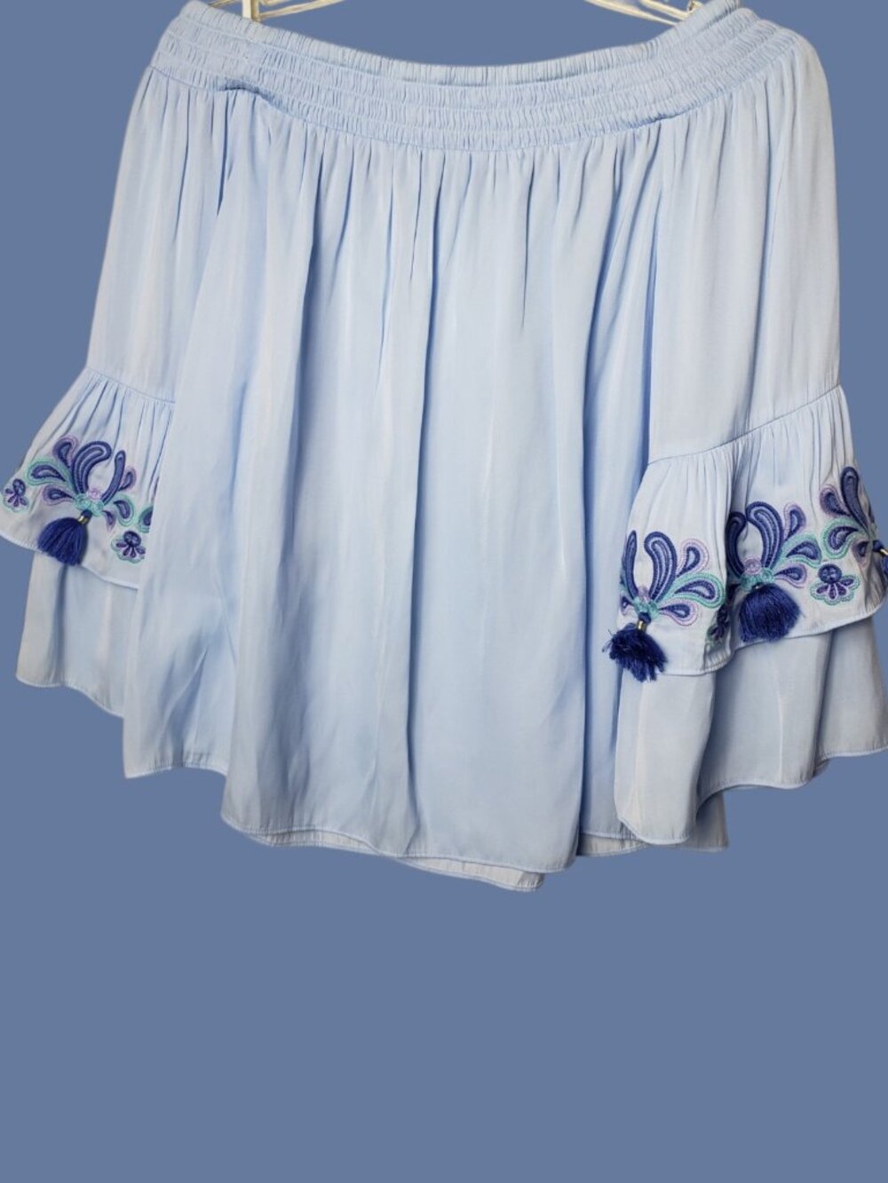 Lilly Pulitzer Off-Shoulder Top W/Embroidered Bell Sleeves & Tassels Blue Small - Picture 2 of 11